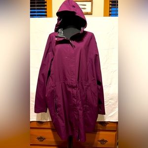 Eddie Bauer purple lightweight windbreaker waterproof jacket hooded